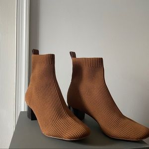 the glove boot in toffee